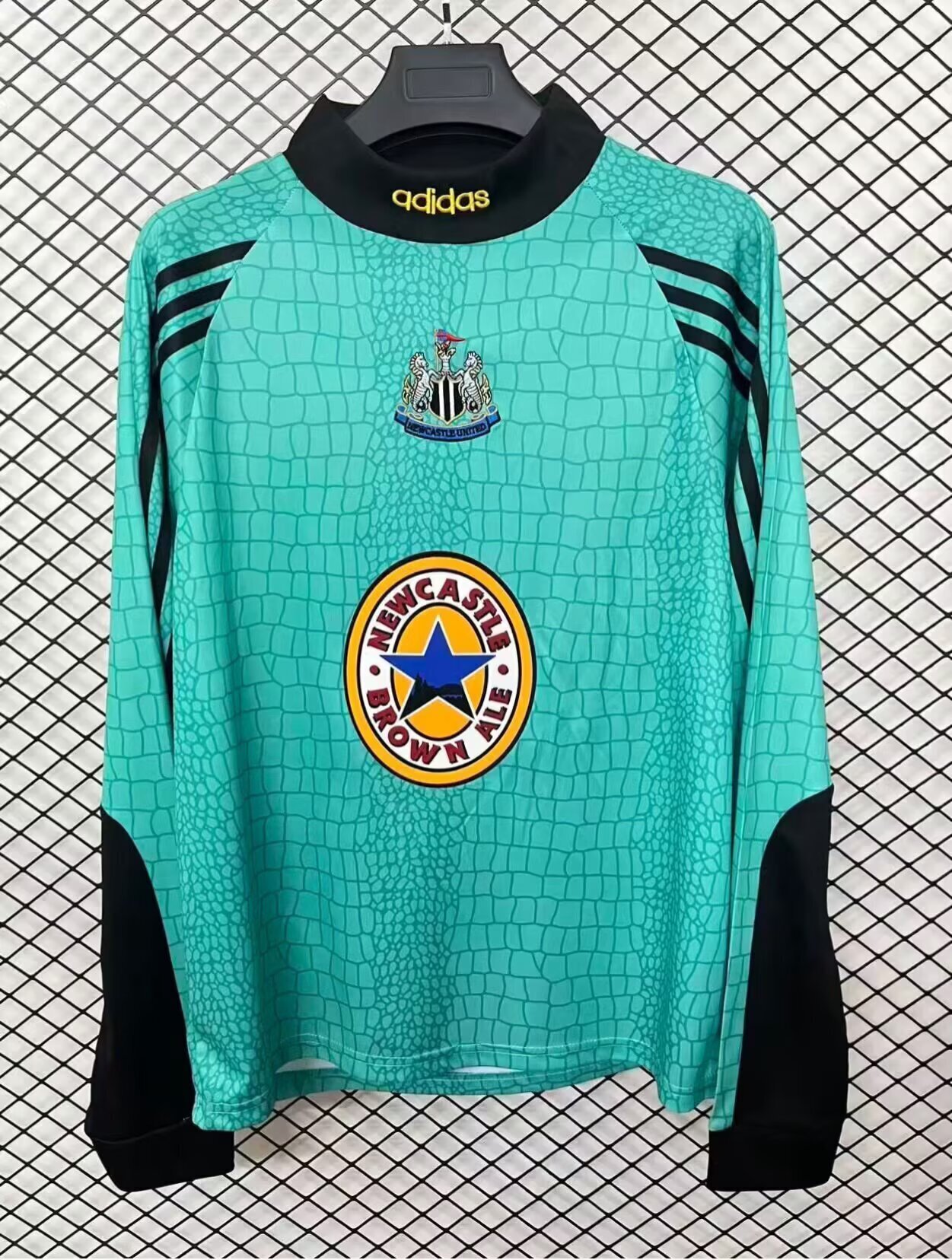AAA Quality Newcastle 97/98 GK Green Long Jersey
